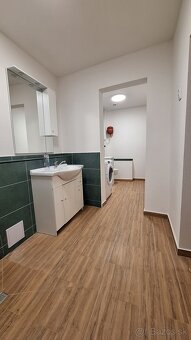 Útulný rodinný dom, čiastočne zrekonštruovaný a zariadený - 7