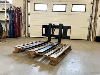 Paletizacne vidly na bager - 7