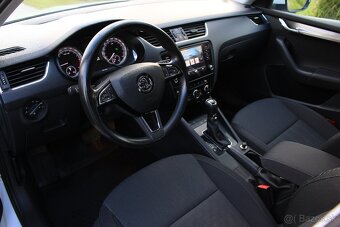 Škoda Octavia Combi TDI, DSG, Vyhr. volant, Kamera, LED - 7