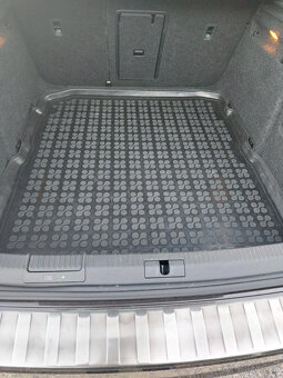 Superb 2.0 TDI Business, nová STK 2027 - 7