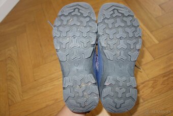Dievčenské turistické topánky Quechua č. 36 - 7