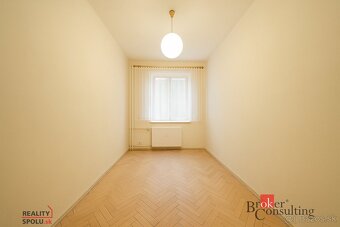 Na predaj 3 izbový byt s loggiou - 7