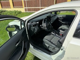 Toyota Corolla 1.8 hybrid - 7