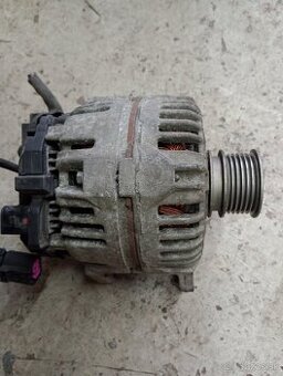 WV Golf 5 1,4 ND. Alternator ,pneu, sedadlo - 7