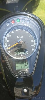 Suzuki intruder VL800 - 7