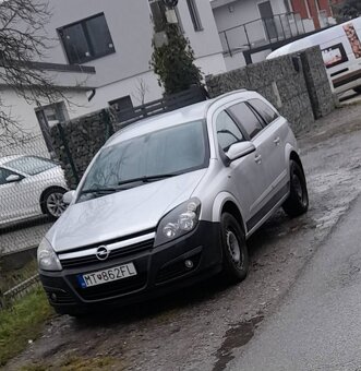 Opel astra h kombi - 7