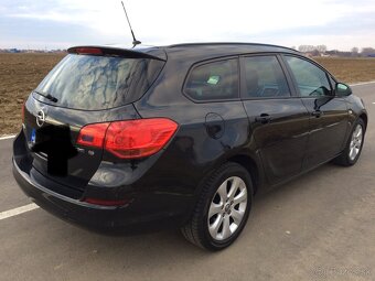 Predám Opel Astra J 1.7 CDTI 2012 - 7