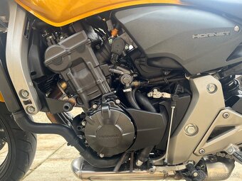 Honda CB600F Hornet ako nová - 7