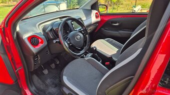 Toyota Aygo , ročník 12 / 2020 - 7