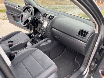 Volkswagen golf - 7