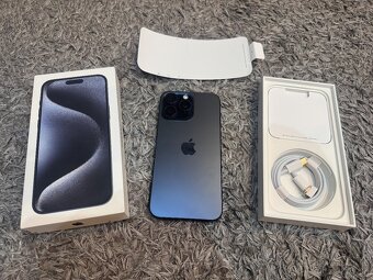 iPhone 15 Pro Max, 256gb - 7