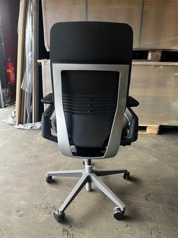 Steelcase Gesture - 7
