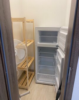 PREKRÁSNA garsónka s parkovacím miestom - Sereď - 7