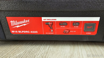 Predám úplne nový Milwaukee M18BLPDRC-422C - 7