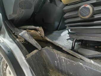 Iveco Daily, skriňová dodávka - 7