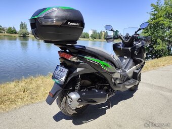 Kawasaki J300 . - 7