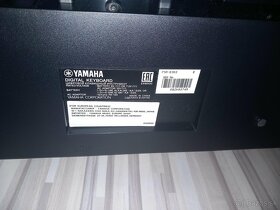 Yamaha keyboard - 7