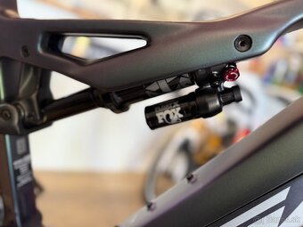Nový KTM Macina Kapoho Elite Carbon - 7