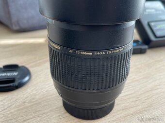 Nikon D3400 + 3 objektivy, 3 baterie, Nikon cestovna brasna - 7