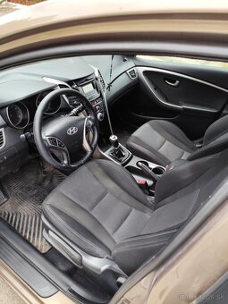 Hyundai i30 1.4 16V 73KW R.V 2013 - 7