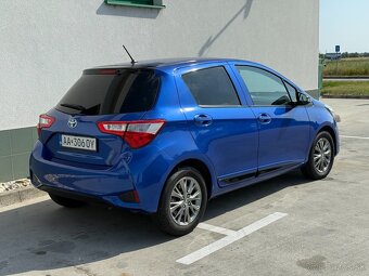 Toyota Yaris 1.5 Hybrid Live e-CTV,75KW.A1.5d.Kamera,Navy..1 - 7