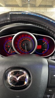 Mazda cx7 2,2 - 7