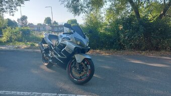 Honda CBR 600 f4i, 2006, original 31 500 km. - 7