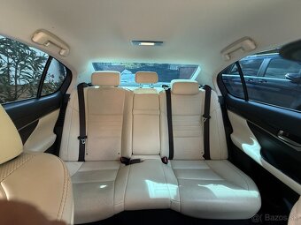 Lexus GS 300H - 7