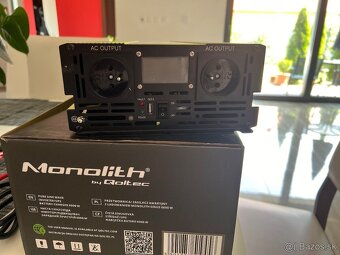 Qoltec Monolith Pure Sine Wave Invertor - 7