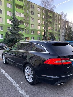 Jaguár XF Sportbrake 3.0 D V6 2014 - 7