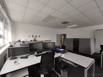 Administratívny celok 4 kancelárií 200m2, s terasou a parkov - 7