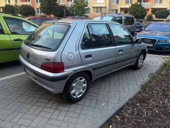 Predám Peugeot 106 1.1 benzín - 7