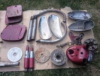 Jawa Panelka 559,360 diely - 7