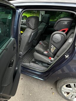 Peugeot 5008 1.6HDi - 7