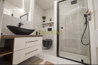 Kompletne zrekonštruovaný 2,5 izbový byt na ulici Jelenia v  - 7