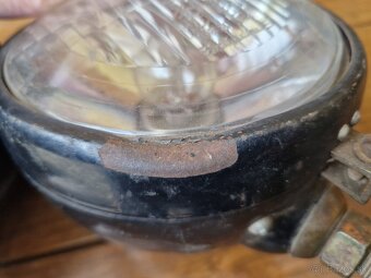 Svetlomety Saturnus - 7