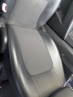 Predám Chevrolet Captiva 2l,automat 4x4 - 7