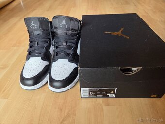NIKE AIR Jordan, veľkosť 38,5 - 7