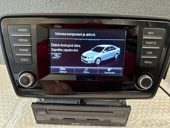skoda octavia 3 radio amundsen navi - 7