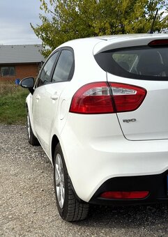 Kia Rio 1.2i - 7