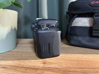 Canon 600D + 18-55 IS STM + brašňa - 7