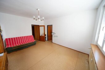 Na predaj 4 izb. byt, 89 m² + log, VETERNICOVÁ + Garážové mi - 7