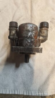 Olejové cerpadlo a kardán - 7