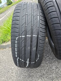 Predám letné pneumatiky 215 /55/17 - 7