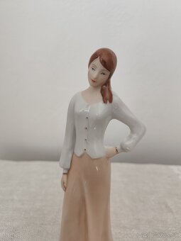 Royal dux žena dievča porcelánová soška - 7