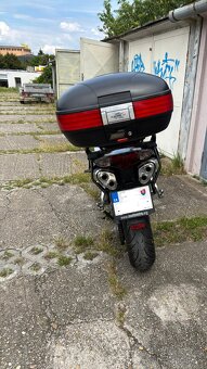 Honda VFR800 - 7