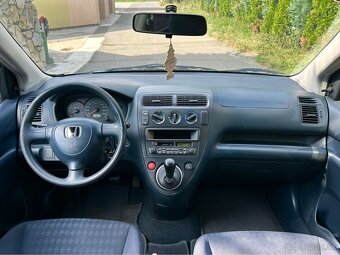 Honda Civic 7g 1.4i hatchback 5dver - 7