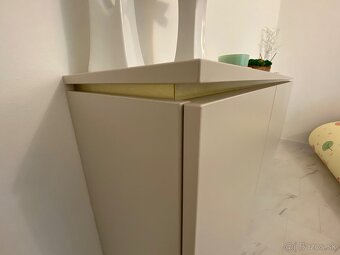 Závesná komoda - 7