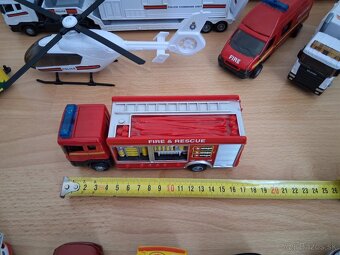 predam modely auticok 1:43,1:41 vid foto - 7