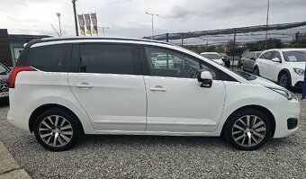 Peugeot 5008 2.0Hdi Allure Rezervované - 7